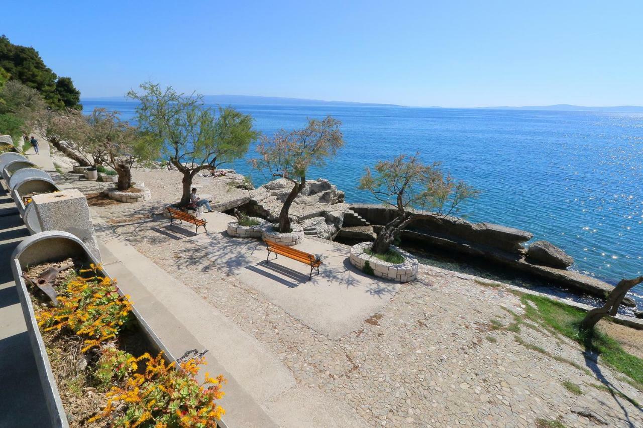 Apartment Lju On The Beach Split Exterior photo